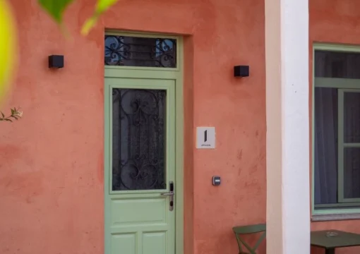 Apollonia Suite