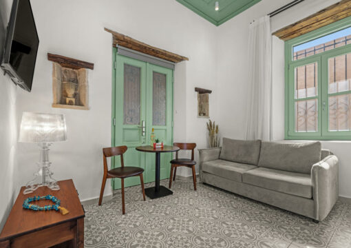 Apollonia Suite