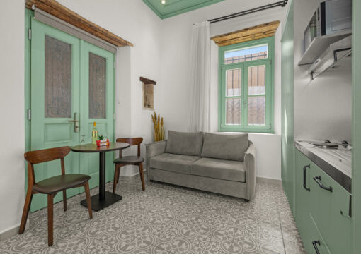 Apollonia Suite